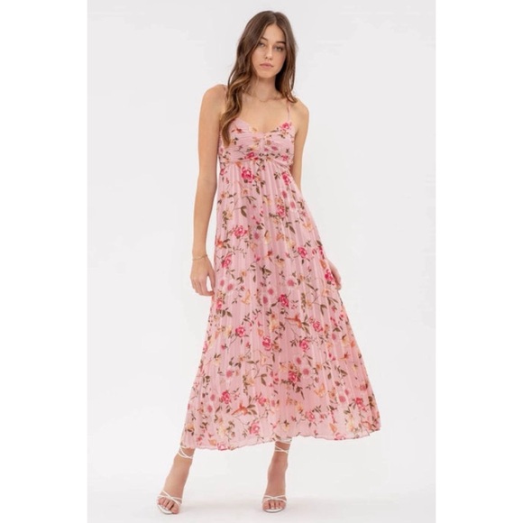 Dresses & Skirts - Pink Pleated Floral Maxi